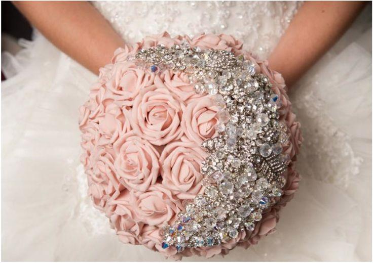 Wedding - 18 Stunning Bejeweled Bridal Bouquets To Steal Your Heart