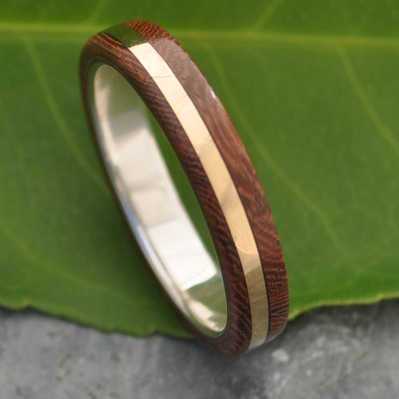 زفاف - Gold and Wood Ring Solsticio Oro Nacascolo - sustainable 14k yellow gold and recycled sterling ring, wood wedding ring, wood and gold ring 