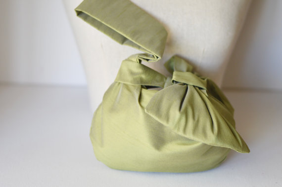 Hochzeit - Light green wristlet bag, formal bag, forest green, round clutch,small purse,bow ,silk clutch,unique,weddings,bridesmaid gift,evening bag