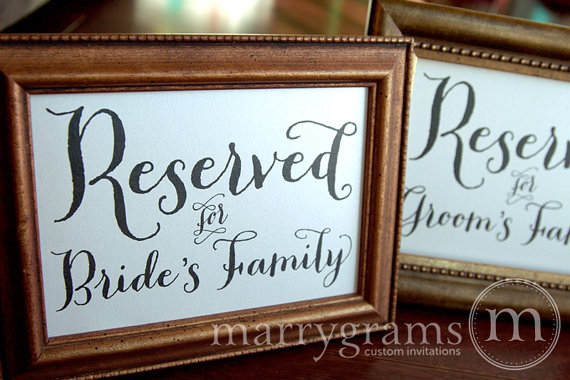 Свадьба - Reserved for Bride or Groom's Family Sign Table Card - Wedding Reception Seating Signage (Set of 2) Matching Table Numbers Available SS02