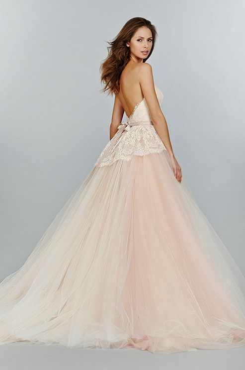 Свадьба - 15 Sweet Peach & Blush Wedding Dresses