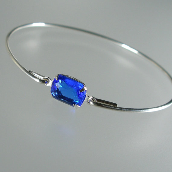 Mariage - Sapphire Blue Octagon Glass Silver Bangle Bracelet, Bridesmaid Bracelet, Bridal Party, Wedding Jewelry, Bridesmaid Gift (G259S,)