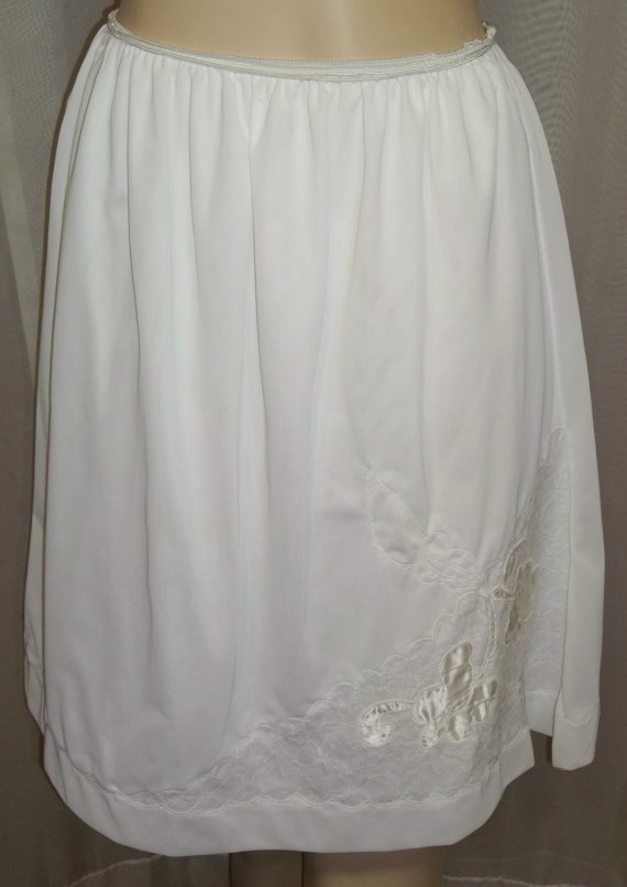 Wedding - Vintage Movie Star White Nylon Half Slip Lace XX Large Floral