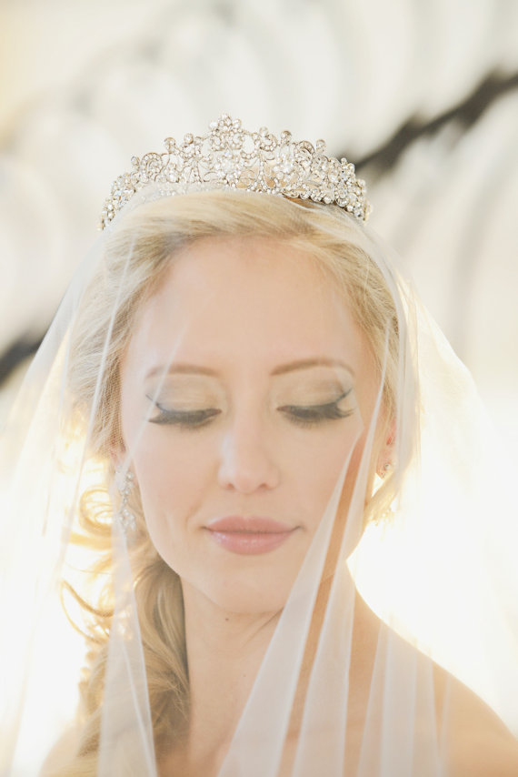زفاف - Swarovski Crystal Filigree Bridal Tiara, Crystal Wedding Crown, Rhinestone Tiara, Wedding Tiara, Diamante Crown Diadem, Princess Bride Tiara