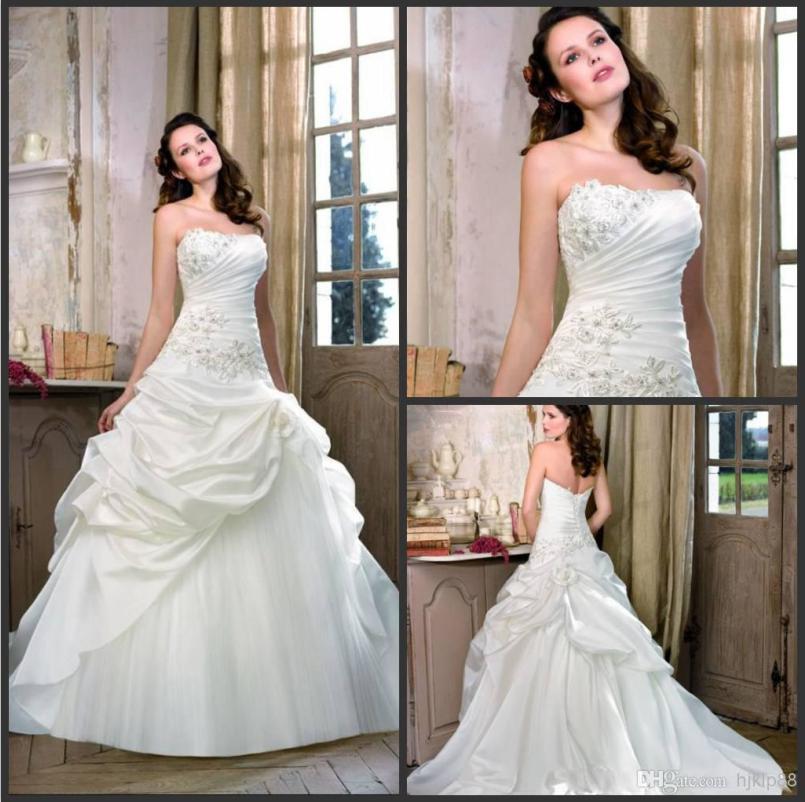Hochzeit - In Stock Wedding Dresses Best Selling 2014 Glamour A-line Lace Up Ruffles Ivory Wedding Dresses Beautiful Flare Bridal Gown Divid8318 Online with $146.6/Piece on Hjklp88's Store 