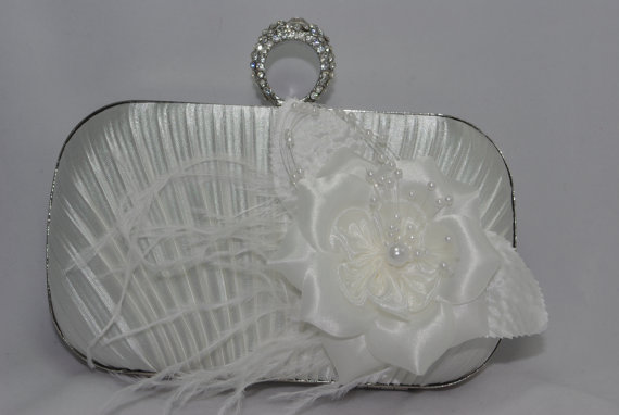 زفاف - Bridal Ostrich Feather Clutch in Diamond White, Pearl Flower Box Clutch, Wedding Handbag, Bridal Clutch Bag, White Feather Bridal Purses