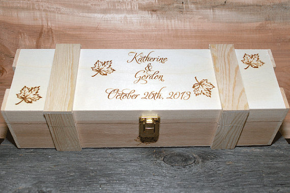Hochzeit - Wedding Engraved Wine Box, Groomsmen gifts, Wedding party gifts, Engraved wedding gifts