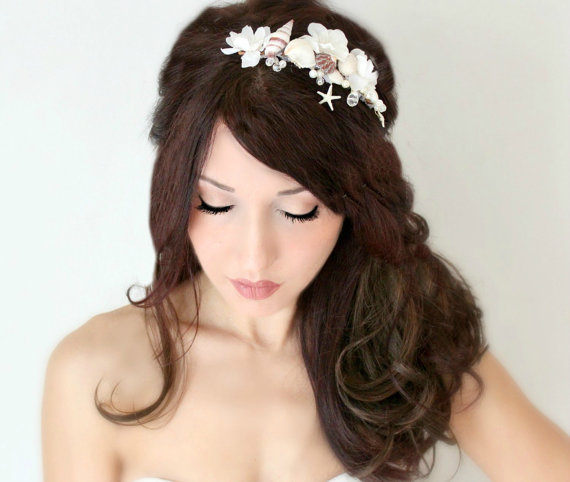 Свадьба - Beach Wedding Comb, Seashell Starfish Pearls Crystals & Flowers Hair Comb, 'Thailia', wedding accessory, bridal headpiece by DeLoop