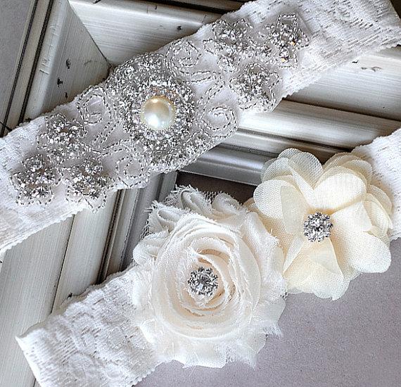 Свадьба - Wedding Garter Belt Set Bridal Garter Set Ivory Lace Garter Belt Lace Garter Set Rhinestone Crystal Pearl Center Garter GR114LX