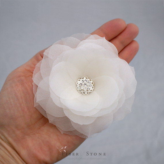 زفاف - Pure Silk Wedding Hair Flower with Sparkle Swarovski Crystals Rhinestones, Ivory Bridal Hair Flower, Wedding Hairpiece, Bridal Hair Clip
