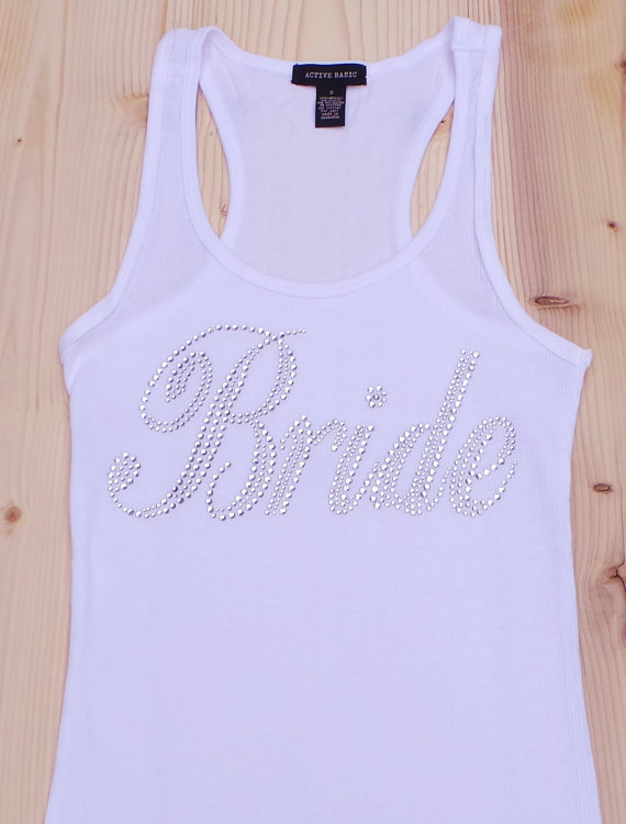 Свадьба - Bride Tank Top. Bride Shirt. Bride to be Tank Top. Bachelorette Party. Bride. Bridesmaid . Wedding Bridal Party. He Put A Ring On It