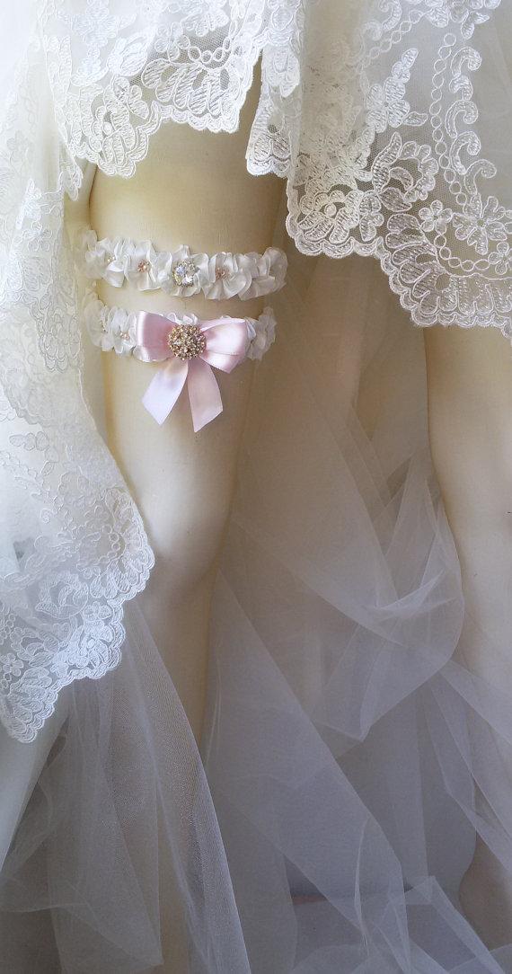 Hochzeit - Wedding leg garter, Bridal garter set, Garter, Rustic wedding garter, İvory ribbon garter, Bridal accessuary, Pearl and ribbon garter,