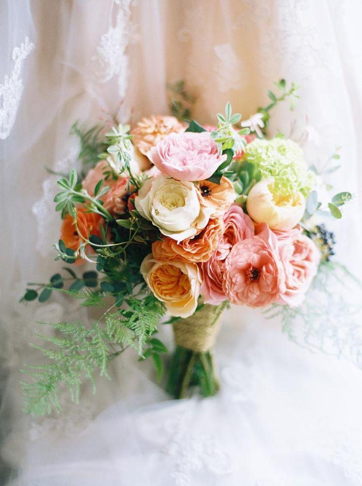 Hochzeit - Yellow And Pink Bouquet