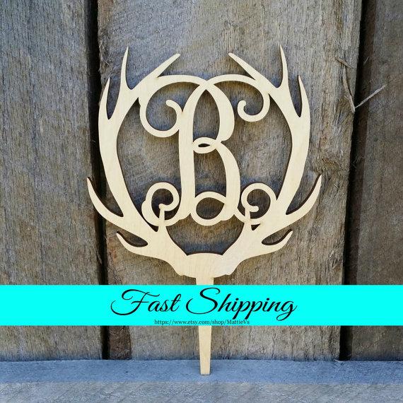 Mariage - Wooden Antler Cake Topper - Personalized Cake Topper - Monogram Cake Topper - Rustic Wedding Cake Topper - Antler Decor