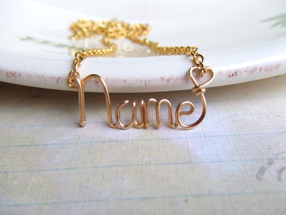 Mariage - 14K Gold Name Necklace, Personalized Necklace, Gold Filled Chain or Sterling Silver, Personalized Bridesmaid Gift, Jewelry Gift Under 25