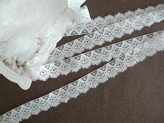 Hochzeit - 10 Yards Cut - Vintage Lace - Bridal Scalloped Edging Lace - Costuming - Craft Lace - Doll Dress Trim - Lingerie Lace - WHITE - No. B-229-S