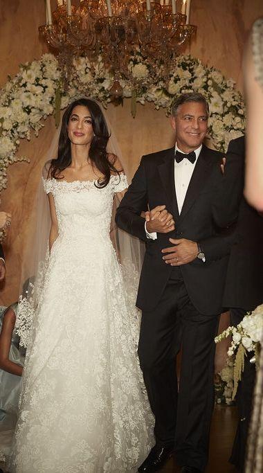 Свадьба - Amal Alamuddin Stunned In Oscar De La Renta On Her Wedding Day