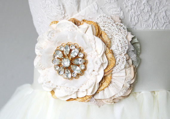 زفاف - Wedding Sash Flower with Vintage Rhinestone Crystal Brooch - Ivory and Yellow