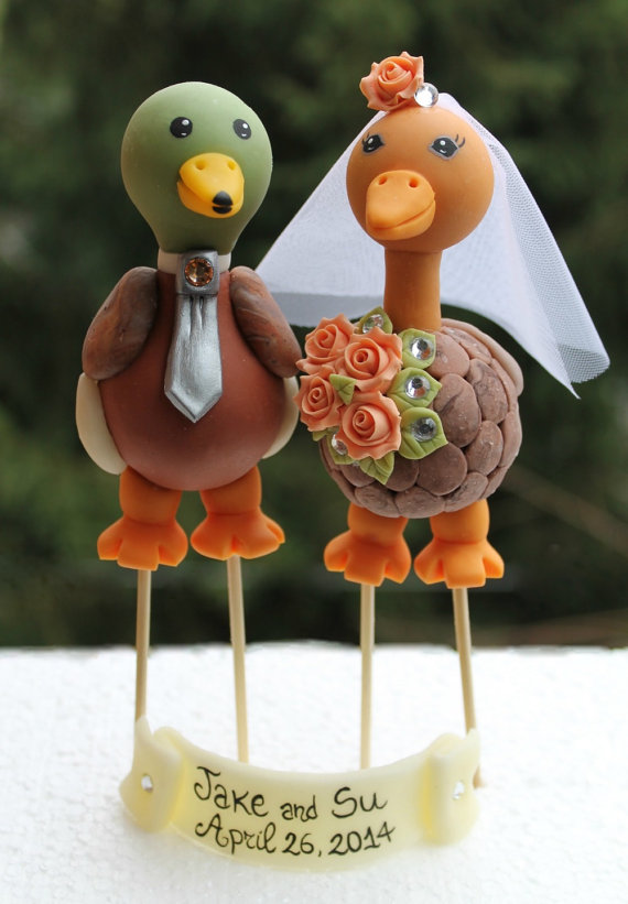 Mariage - Duck wedding cake topper, love birds with stakes for support, coral wedding
