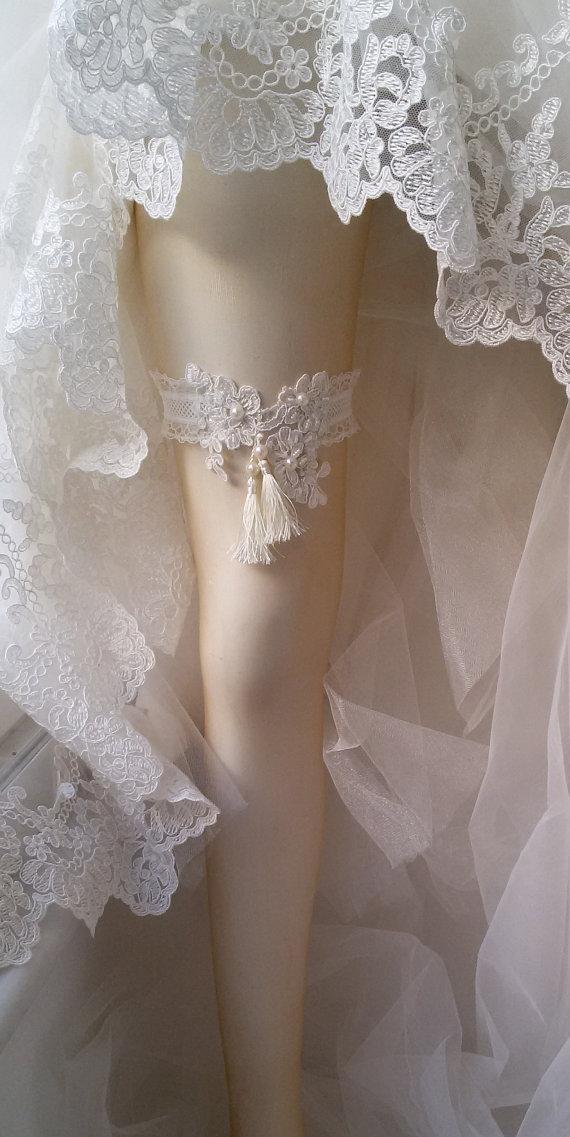 Mariage - Wedding leg garter, Wedding Leg Belt, Rustic Wedding Garter, Bridal Garter , Of white Lace, Lace Garters, ,Wedding Accessory,