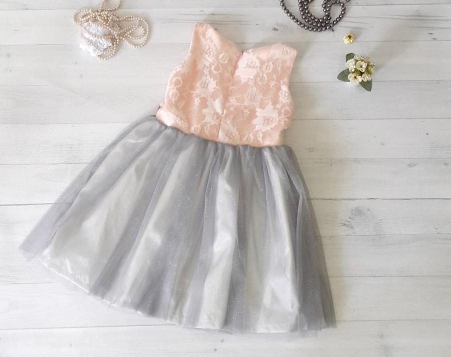 Mariage - Coral and Grey Flower Girl's dress