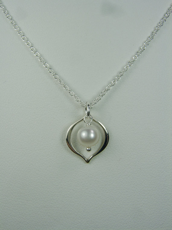 Wedding - Bridesmaid Jewelry Dainty Bridesmaid Necklace - Single Pearl Necklace - Real Pearl Necklace - Wedding Jewelry