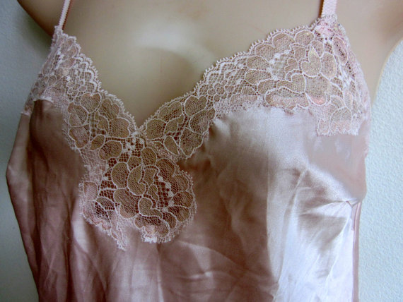 زفاف - Nightgown Victoria's Secret pink satin babydoll sexy lingerie M