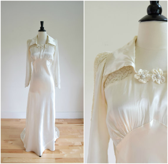 Hochzeit - Vintage 1939 satin wedding gown with lace insets / ivory long sleeved wedding dress / button back / flower detailing