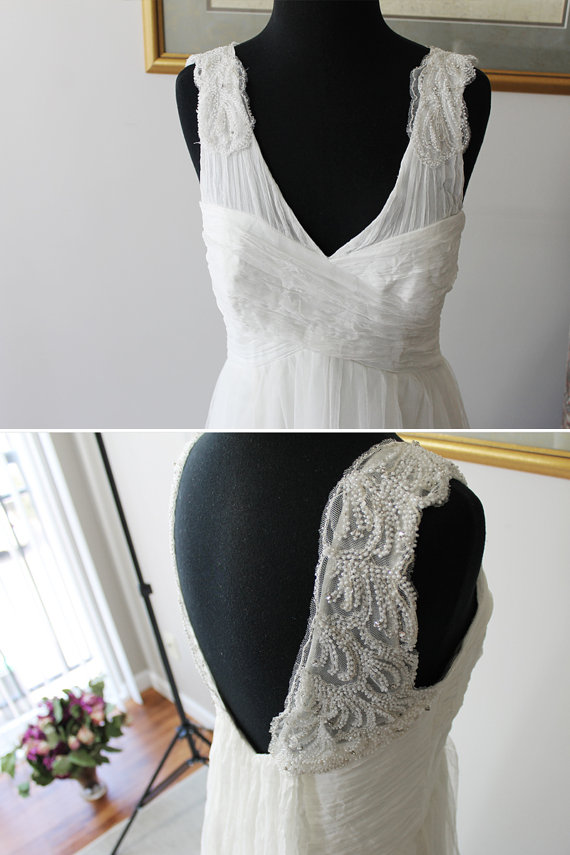 Hochzeit - Custom silk wedding dress with Handbead bling Shoulder Strap - plus size gown, custom Bohemian wedding dress Perfect for beach wedding
