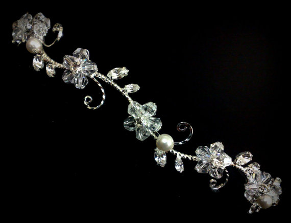 Свадьба - Crystal Bridal Tiara, Floral Hair Vines, Flower Crown, Twigs Hair Jewelry, Woodland Wedding Headpiece, Halo Headband, FIORI