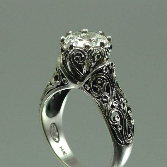 Свадьба - The ENCHANTED PRINCESS White Sapphire 14K Gold Engagement Ring
