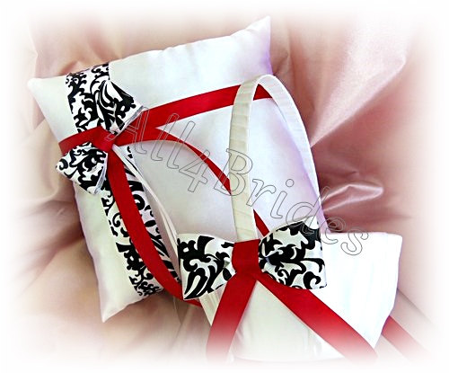 Mariage - Damask and red wedding ring bearer pillow and flower girl basket, wedding cushion and basket set.