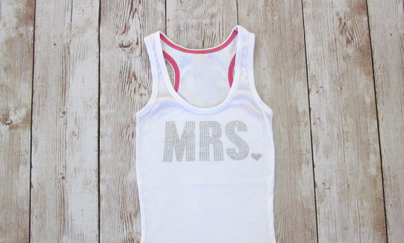 Mariage - Mrs. Tank Top. Bride Shirt. Custom Rhinestone Shirts. Wedding Bridal Party Shirts. Wifey, Just Married, He Put A Ring On It, Bridesmaid