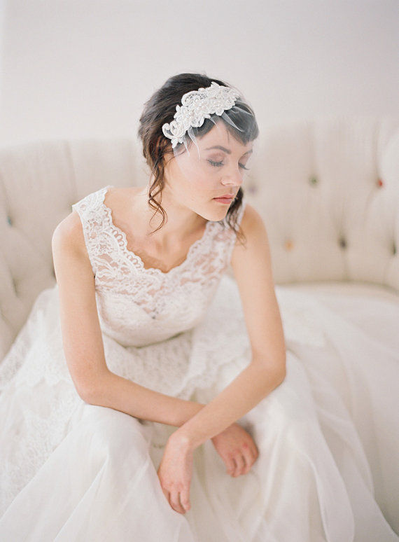 Mariage - Short Beaded Lace Birdcage Veil, Small Tulle Birdcage Veil with Hand Beaded Lace 