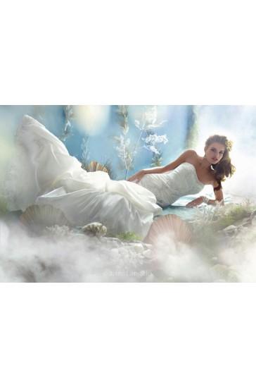 Hochzeit - Alfred Angelo Wedding Dresses Style 201 Ariel