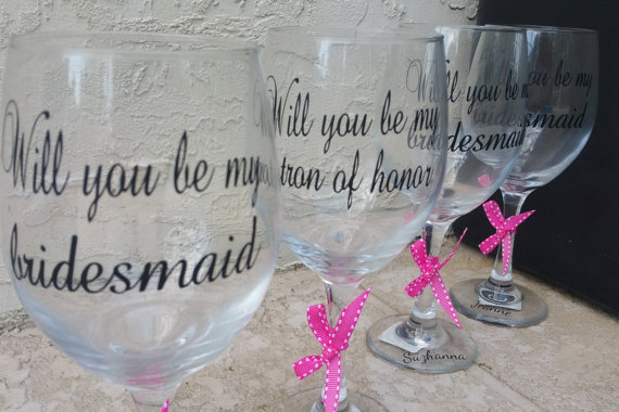Hochzeit - Will you be my maid/ matron of honor bridesmaid personalized monogram wine glass gift choose your vinyl colors 1 glass