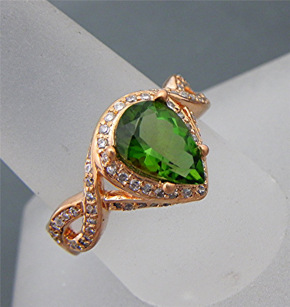 Свадьба - AAAAA Chrome Tourmaline 10x7mm Pear shape Natural Untreated in 18K Rose gold diamond Halo Engagement ring (.50 carats) 1596