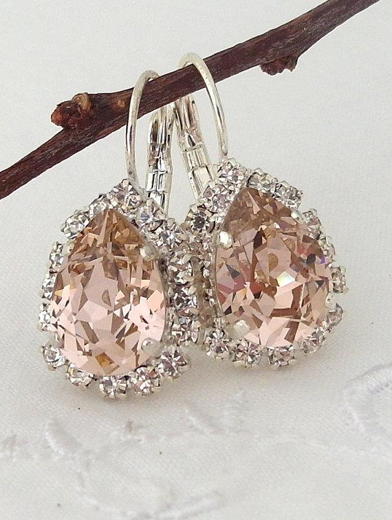 زفاف - Blush Pink crystal teardrop earring, Drop earring, Swarovski Rhinestone Halo Earring, Bridal earring, Bridesmaid gift, Dangle earring Silver