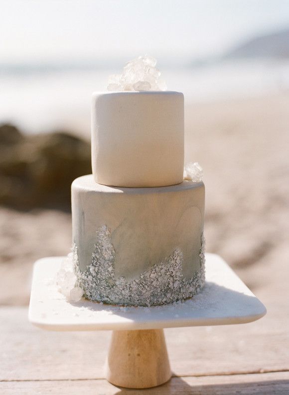 Mariage - Neutral Seaside Wedding Inspiration