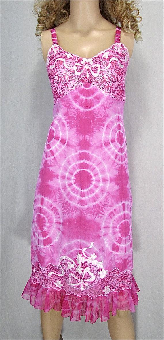 Mariage - Tie Dye Slip 40 XLARGE Hand Dyed Vintage Slip Sexy Hippie Nightgown Boho Sundress Upcycled Clothing Festival Dress Vintage Lingerie Pink