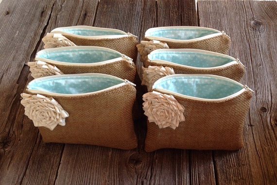 Mariage - Create your own bridesmaid clutches, set of six burlap blutches, ivory wedding, mint wedding, rustic wedding, bridesmaid gift