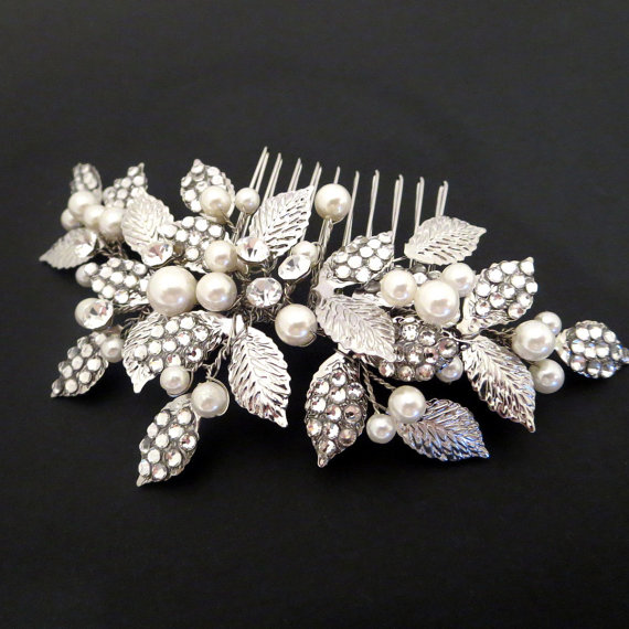 زفاف - Silver leaf Bridal headpiece, Wedding hair comb, Hair accessory, Rhinestone leaf and pearl headpiece, Wedding headpiece, Bridal hair comb