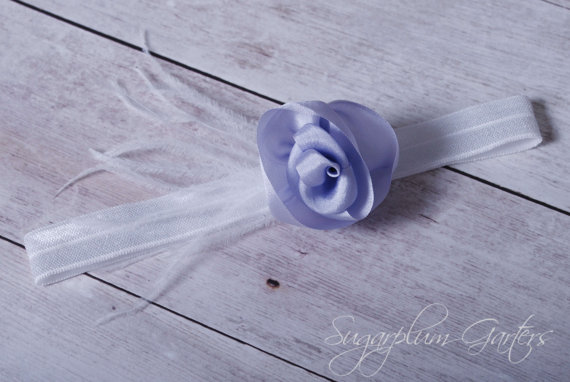 Свадьба - Wedding Garter in Lavender Silk & White with Ostrich Feathers