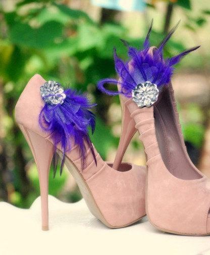 زفاف - Shoe Clips Royal Purple Feathers. Bride Bridal Bridesmaid Couture. Fashion Gift Idea for Her, More Ivory Off White Red Navy Blue Kelly Green