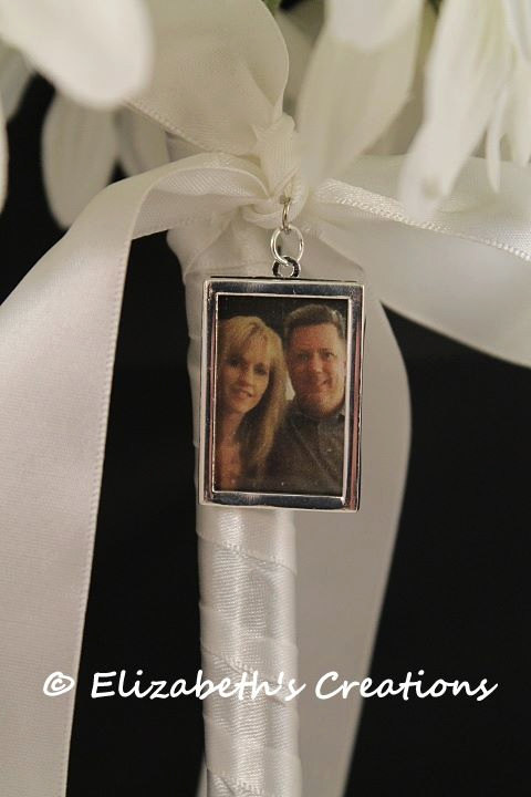 Свадьба - Custom PHOTO Double Sided Wedding Charm - Memory PHOTO Double Sided Charm - Personalized Wedding Bouquet Photo Charm