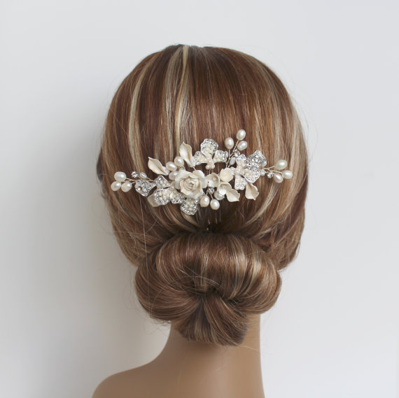 زفاف - Pearl Flower Bridal Comb, AMY Bridal hair comb, Wedding hair accessories, Bridal Headpieces, Rhinestone hair comb bridal