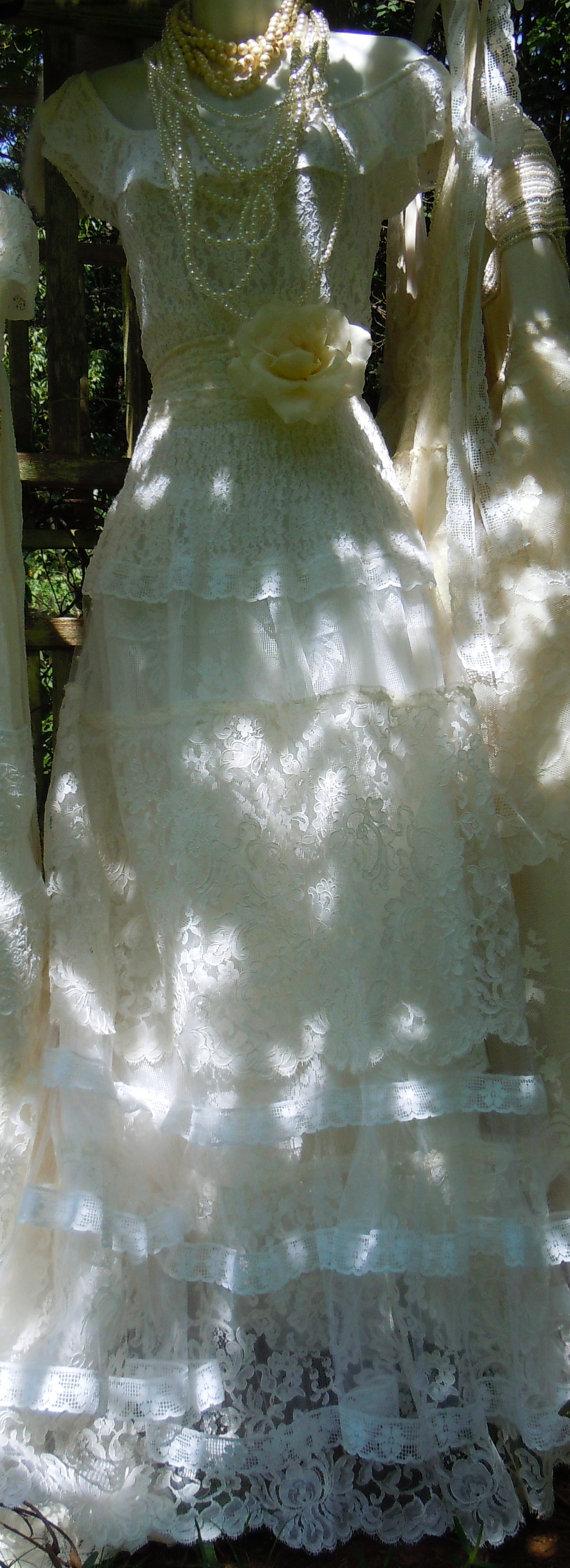 Свадьба - Lace wedding dress ivory  tiered  tulle off shoulder vintage  bride outdoor  romantic small by vintage opulence on Etsy