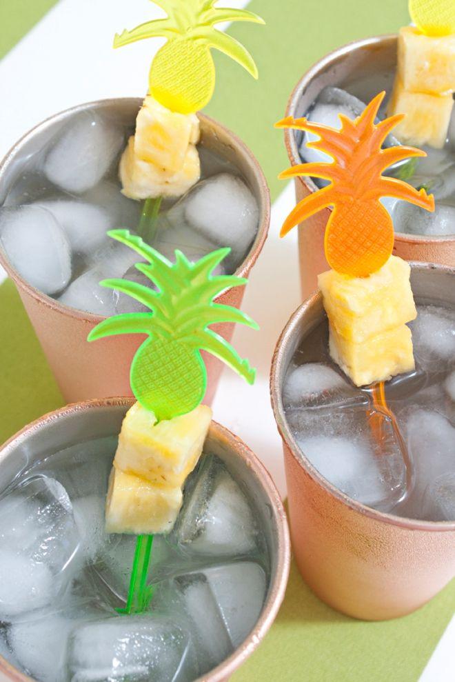 زفاف - Signature Cocktail Recipe - The Simple Pineapple Mule