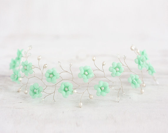 Свадьба - Flower crown, Mint wedding, Hair accessories, Green headband, Wedding tiara, Wedding hair accessories, Silver tiara with pearls, Headbands.