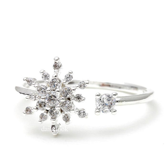 Mariage - snow ring, snowflake ring, woman ring, adjustable ring, winter jewelry, bridesmaid ring, christmas jewelry, snowflake, snow, winter